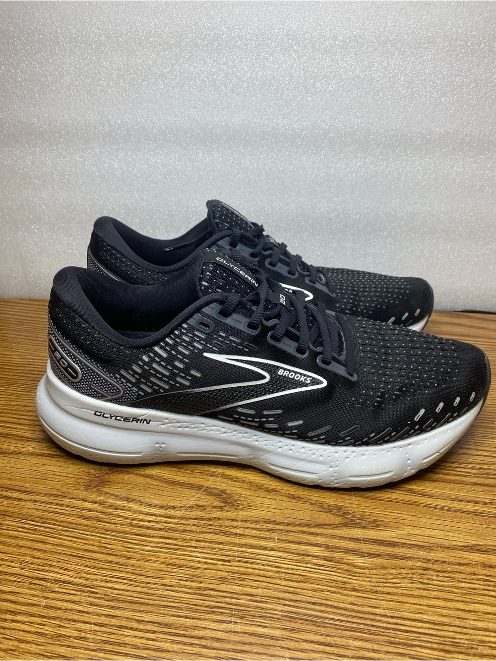 Brooks Glycerin 20 1203691B059 Black Running Shoes Sneakers Womens Size 10.5 B